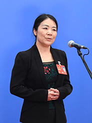 廖紅代表：領著農民干、帶著農民賺
