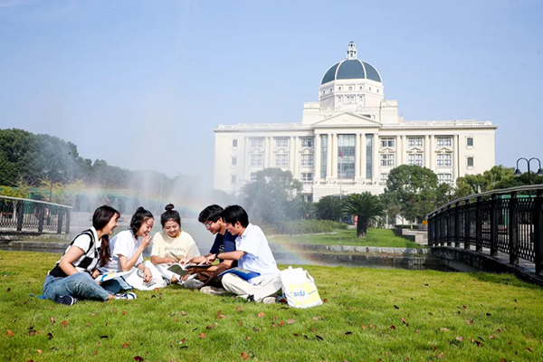 上海外國語大學：在上外，這樣讀書！