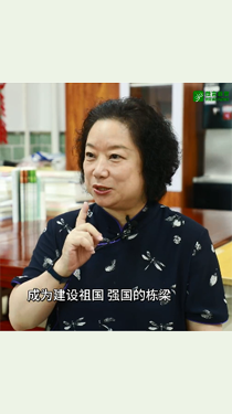 她43年堅守“溫暖”，為孩子們“點亮一盞燈”