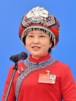 劉發英代表：讓山里的孩子能有更多出彩的機會